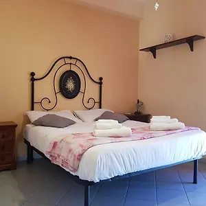 Il Tuppo - Al Centro In Cima Messina
